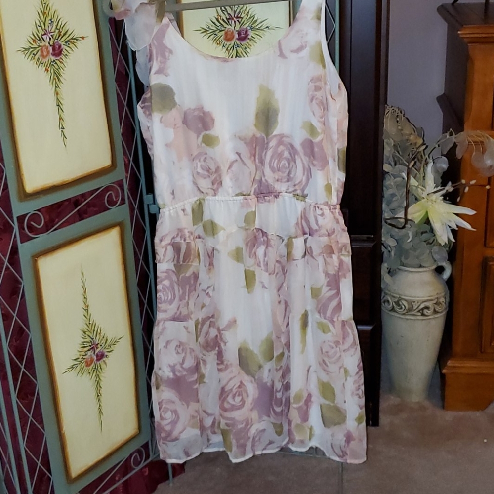 Lauren Conrad Dress - Picture 5 of 8